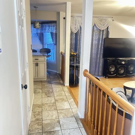 Special Rate Worthy Posh And Magnificent 4 Bedrooms And Two & Half Bath 格林贝尔特 外观 照片