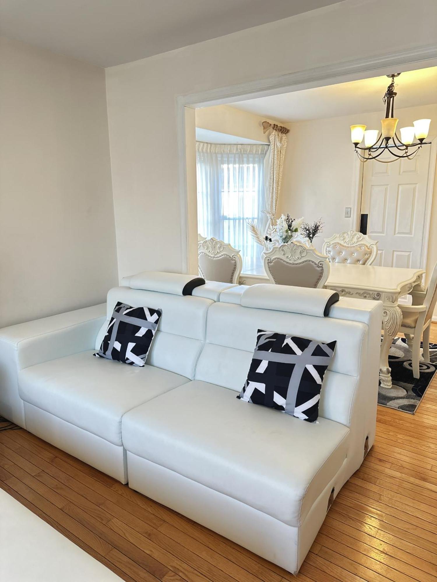 Special Rate Worthy Posh And Magnificent 4 Bedrooms And Two & Half Bath 格林贝尔特 外观 照片