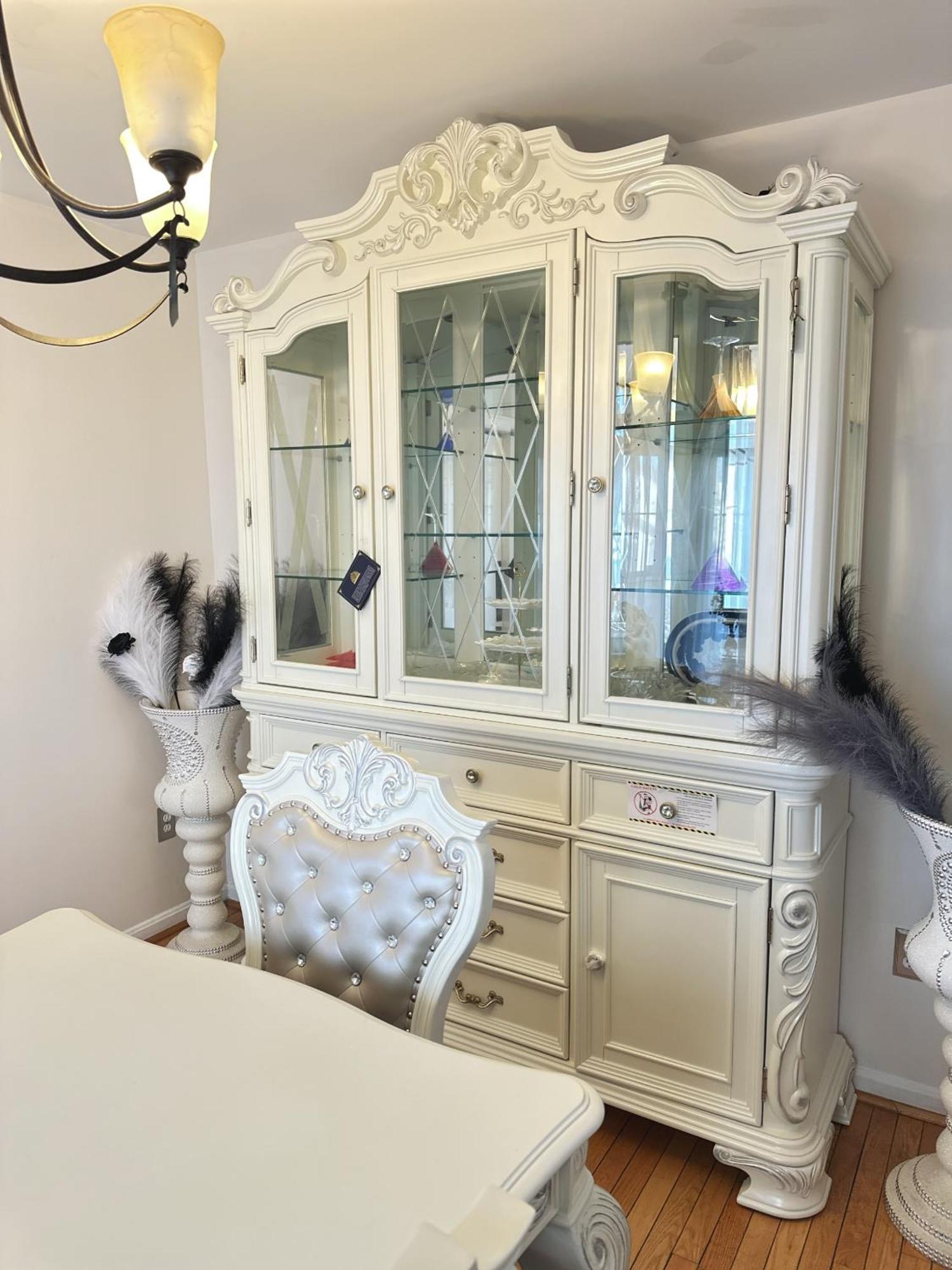 Special Rate Worthy Posh And Magnificent 4 Bedrooms And Two & Half Bath 格林贝尔特 外观 照片